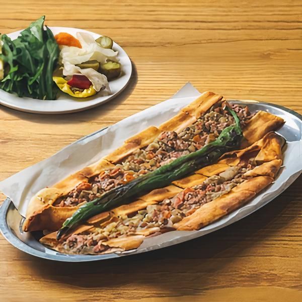 Köz Patlıcanlı Kuşbaşılı Pide